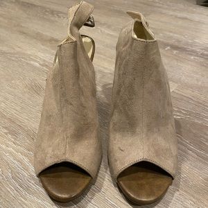 Used heels. Good condition